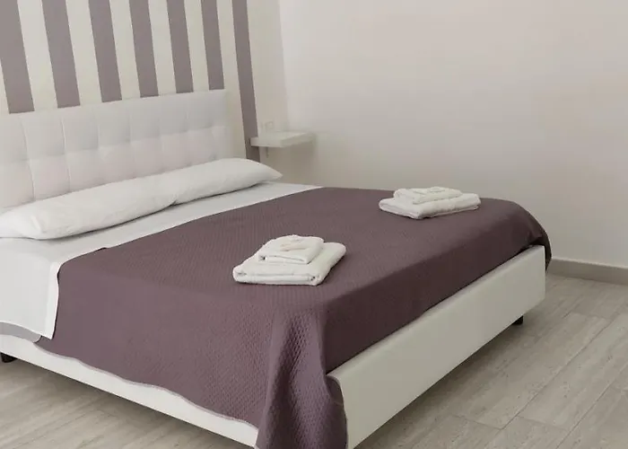 Rosaroll Homes Napoli